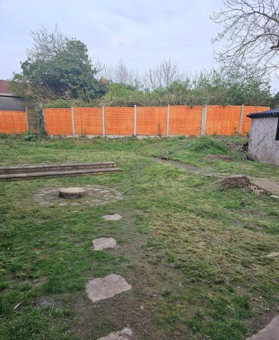 Quiet Family Home Tettenhall Luaran gambar